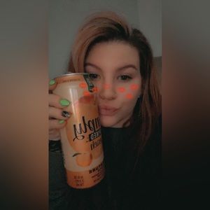 Meet your Posher, Kaitlyn